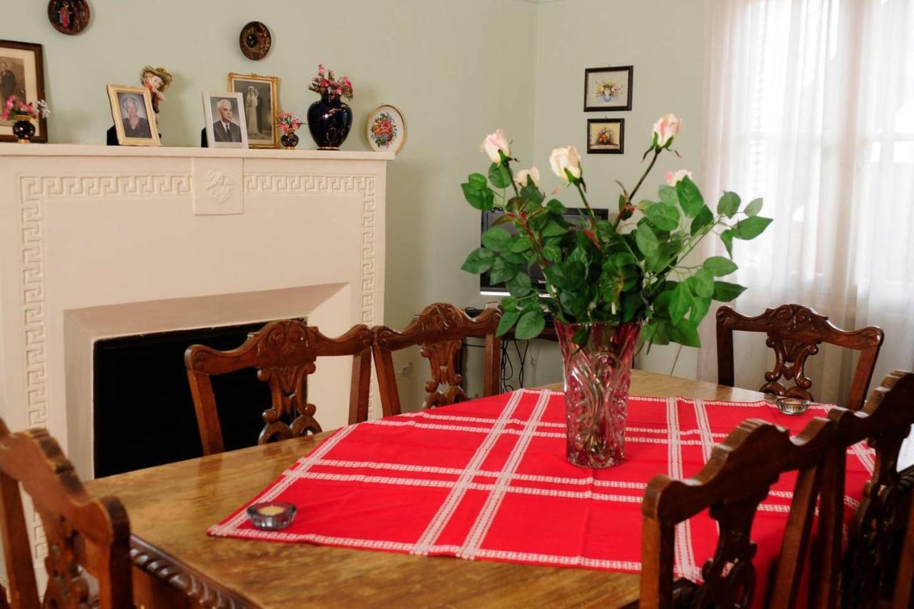 Zeta'S Vintage House In The Centre Of Szpárti Kültér fotó